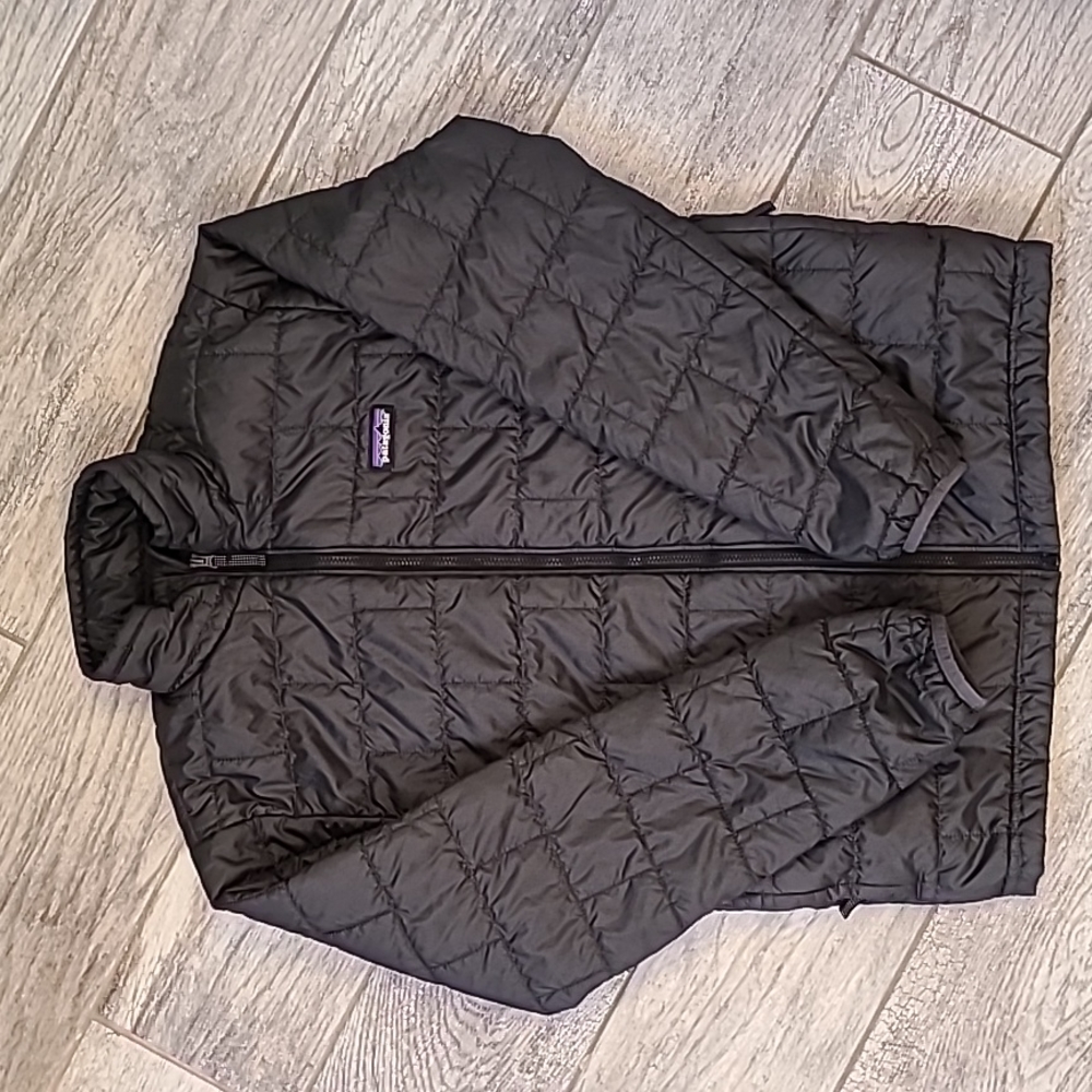 Kids XL size 14 Patagonia puffy coat black
